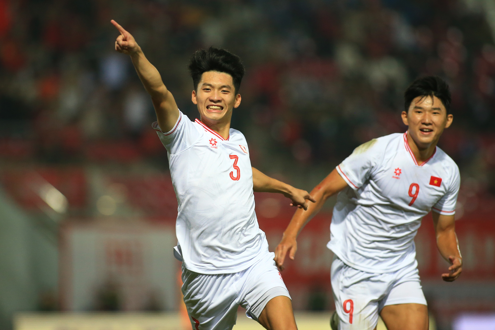 Công Phương góp 4 bàn trong chiến thắng 5-0 của ĐT U20 Việt Nam 2